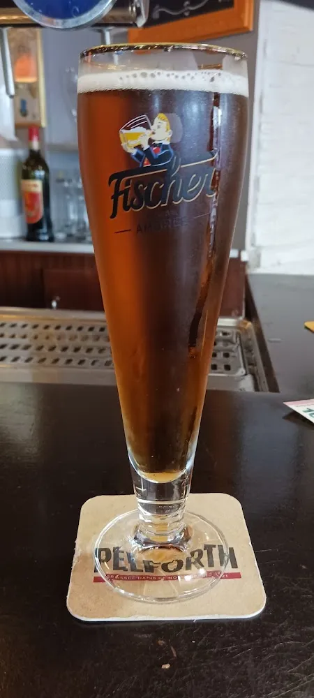 Une Bière Blonde